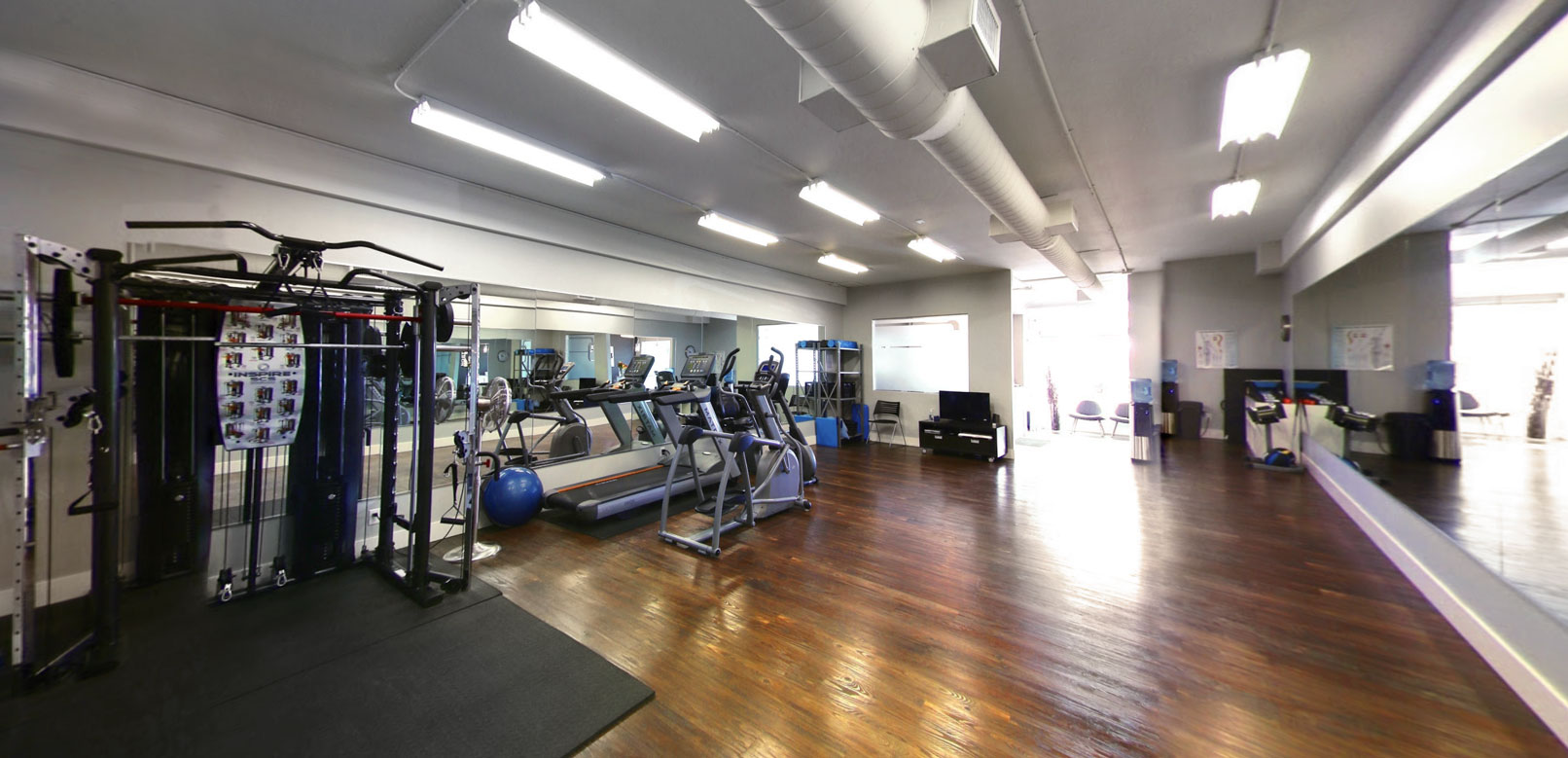 north-49-physical-therapy-gym-sml kinesiology studio gym at North 49 physiotherapy